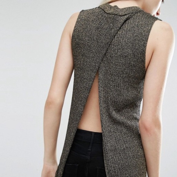 Ribbed Metallic Sweater - Picture 5 of 5